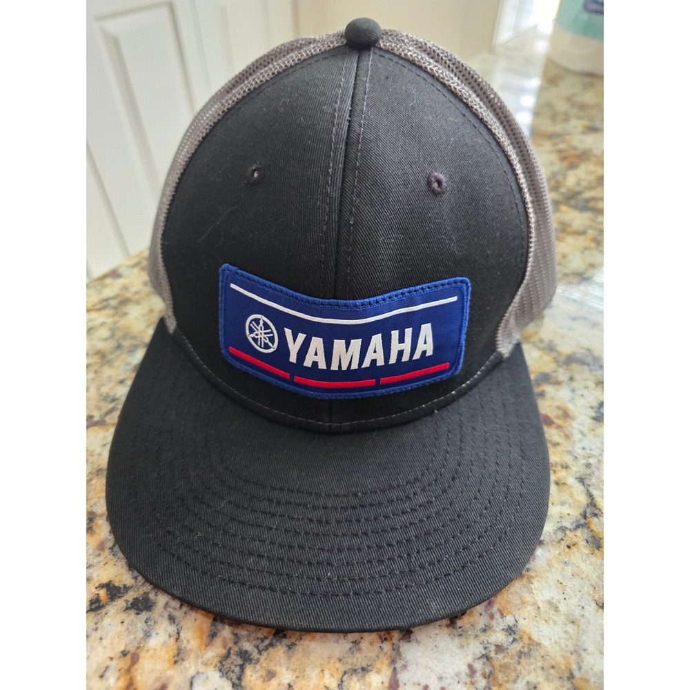 Yamaha Racing Mesh Trucker Hat Snapback Cap Men's‎ Black Gray